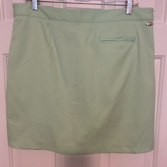 Workout Skirt Celery Green size 10 - Picture 2 of 9